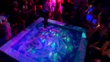 Blue Gel Pit Action! Screencap 4 on www.sinx.com