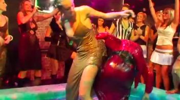 Blue Gel Pit Action! Screencap 47 on www.sinx.com