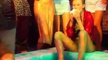 Blue Gel Pit Action! Screencap 71 on www.sinx.com