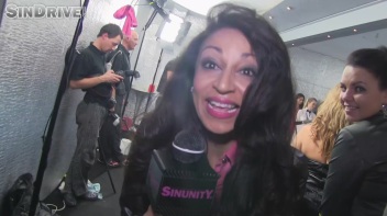 Oily Wrestling: Tatiana Milovani vs. Angelina Screencap 5 on www.sinx.com