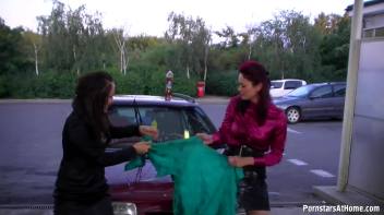 Satin Freaks Messy Carwash Screencap 58 on www.sinx.com