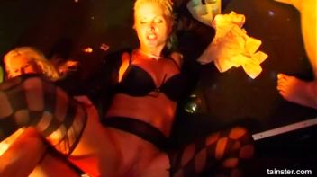 Eurobabe Olympics Part 3 - Cam 2 Screencap 95 on www.sinx.com