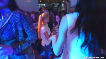 Party Hardcore Gone Crazy Vol. 33 Part 7 - Cam 1 Screencap 58 on www.sinx.com
