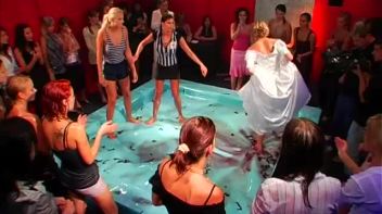 Greased Up and Ready To Fight Screencap 9 on www.sinx.com