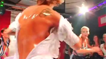 Greased Up and Ready To Fight Screencap 14 on www.sinx.com