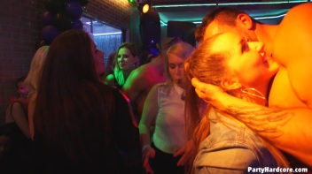 Party Hardcore Gone Crazy Vol. 38 Part 5 - Cam 1 Screencap 104 on www.sinx.com