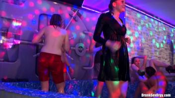 Office Gone Wild Part 5 - Shower Cam Screencap 81 on www.sinx.com