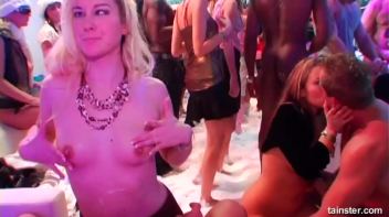 pussy blizzard part 4 - cam 1 Screencap 107 on www.sinx.com