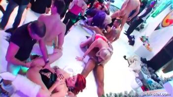 pussy blizzard part 4 - cam 1 Screencap 57 on www.sinx.com