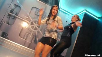 Moving To The Wetlook Groove Screencap 17 on www.sinx.com