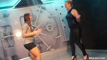 Moving To The Wetlook Groove Screencap 20 on www.sinx.com