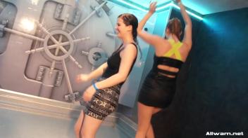 Moving To The Wetlook Groove Screencap 58 on www.sinx.com