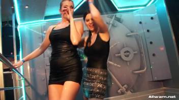 Moving To The Wetlook Groove Screencap 60 on www.sinx.com