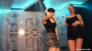 Moving To The Wetlook Groove Screencap 62 on www.sinx.com