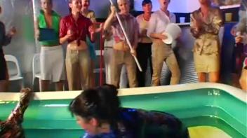 Eurobabe Grease Fight Screencap 5 on www.sinx.com