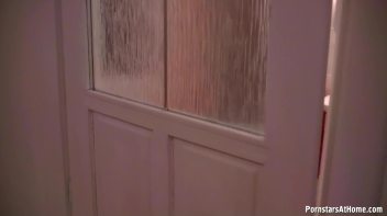 Wet Those White Tops Down! Screencap 104 on www.sinx.com