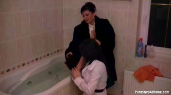 Wet Those White Tops Down! Screencap 41 on www.sinx.com