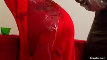 Sensual Oily Hair Play Screencap 18 on www.sinx.com