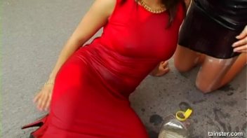 Sensual Oily Hair Play Screencap 37 on www.sinx.com