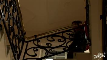 A Secretary and Her Boss Screencap 5 on www.sinx.com