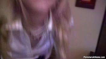 Blouse Babes Lezzing Out At Home Screencap 84 on www.sinx.com