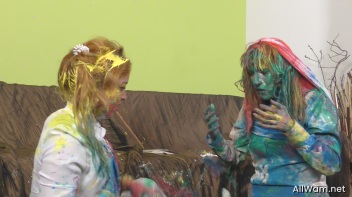 Catfighting Cuties Follow The Rainbow Screencap 70 on www.sinx.com