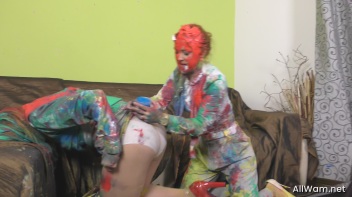 Catfighting Cuties Follow The Rainbow Screencap 76 on www.sinx.com