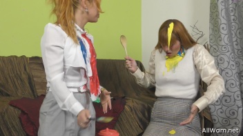 Catfighting Cuties Follow The Rainbow Screencap 45 on www.sinx.com