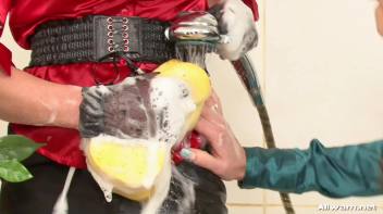 Gina's Wetlook Discipline Screencap 52 on www.sinx.com