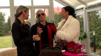 The Fashion Guru Screencap 24 on www.sinx.com