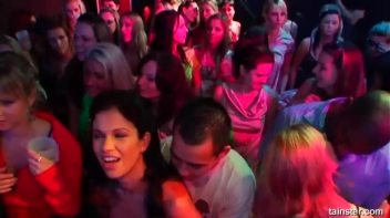 Eurobabe Olympics Part 1 - Cam 2 Screencap 61 on www.sinx.com