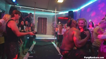 Party Hardcore Gone Crazy Vol. 30 Part 2 - Cam 1 Screencap 92 on www.sinx.com