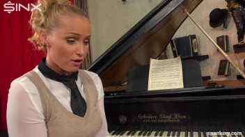 Hot Student Spanks Her Teacher Screencap 53 on www.sinx.com