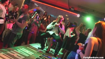 Party Hardcore Gone Crazy Vol. 35 Part 1 - Cam 3 Screencap 61 on www.sinx.com