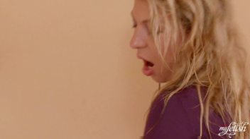 Bath Time Never Felt So Good Screencap 112 on www.sinx.com