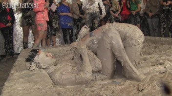 Muddy Wrestling: Regina vs. Kirsten Plant Screencap 76 on www.sinx.com