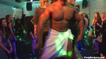 Party Hardcore Gone Crazy Vol. 8 Part 6 - Cam 4 Screencap 76 on www.sinx.com