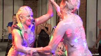 Eurobabes Going Mud Mad! Screencap 50 on www.sinx.com