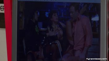 Bitch Boss' Porn Past Exposed! Screencap 9 on www.sinx.com