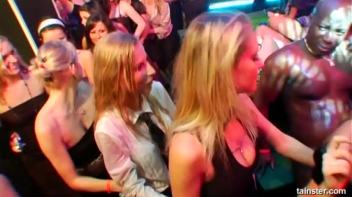 Pussy Casino Part 4 - Cam 2 Screencap 5 on www.sinx.com
