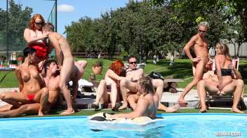 The Bi Reception Part 2 Screencap 69 on www.sinx.com