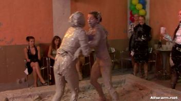 Eurobabe Battle Turns Up The Heat Screencap 39 on www.sinx.com