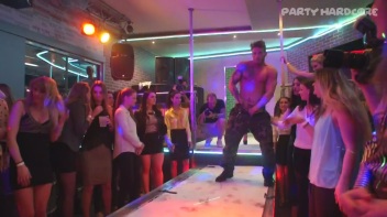 Party Hardcore Gone Crazy Vol. 27 Part 4 - Cam 4 Screencap 20 on www.sinx.com