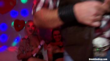 Valentine's Day Vaginas Part 4 - Cam 4 Screencap 52 on www.sinx.com