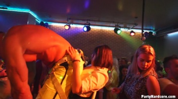 Party Hardcore Gone Crazy Vol. 38 Part 8 - Cam 1 Screencap 11 on www.sinx.com