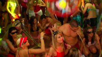 Bay Crotch Part 1 - Cam 1 Screencap 10 on www.sinx.com