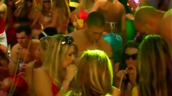 Bay Crotch Part 1 - Cam 1 Screencap 2 on www.sinx.com