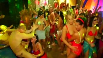 Bay Crotch Part 1 - Cam 1 Screencap 78 on www.sinx.com