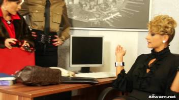 When Gina's Angry Everybody Gets It! Screencap 9 on www.sinx.com