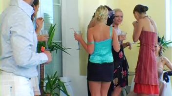 Barbara Summer, Number 1 Stunner Screencap 11 on www.sinx.com